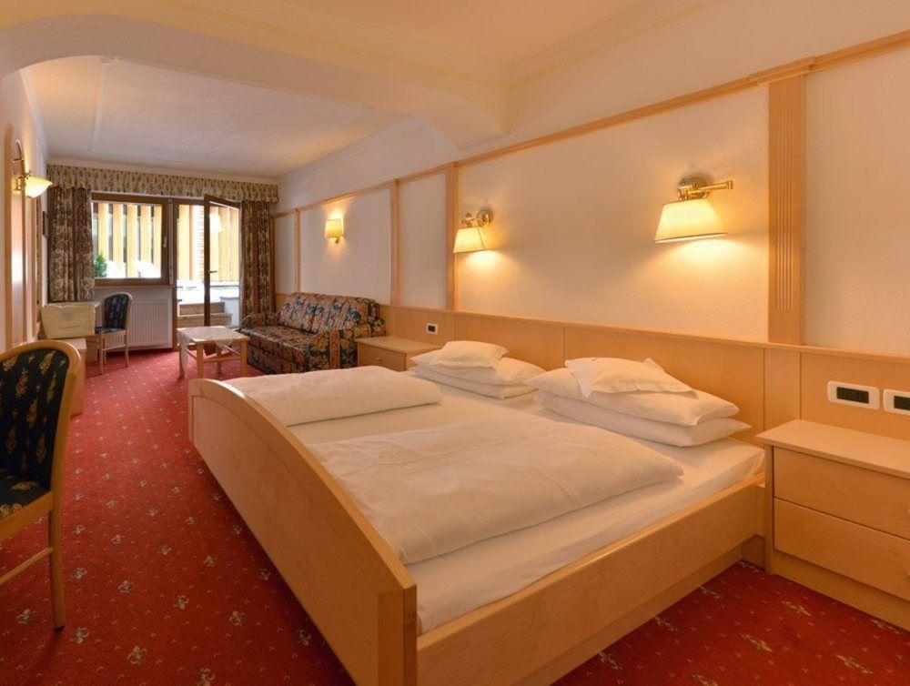Hotel Diamant سان كاسيانو المظهر الخارجي الصورة