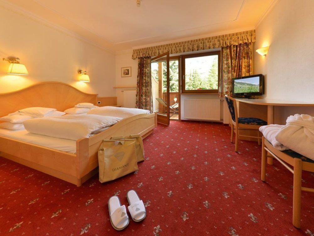 Hotel Diamant سان كاسيانو المظهر الخارجي الصورة